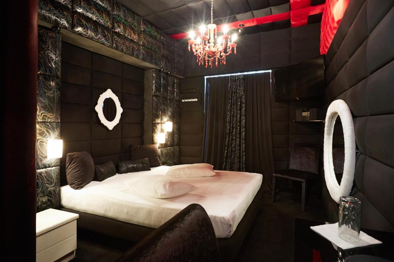 The Crystal Blue Xaidari Hotel Skaramangás エクステリア 写真
