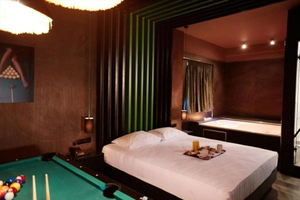 The Crystal Blue Xaidari Hotel Skaramangás エクステリア 写真
